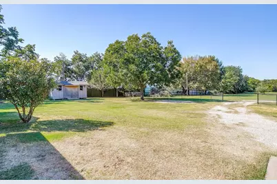 1060 S Burleson Boulevard, Burleson, TX 76028 - Photo 36