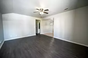 502 N Sewell Dr, Decatur, TX 76234 - Photo 6