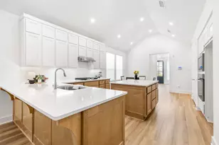 807 Sunflower Trl, Sherman, TX 75092 - Photo 4