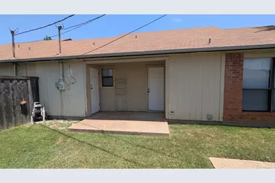 709 Hillcrest Court, Cedar Hill, TX 75104 - Photo 14
