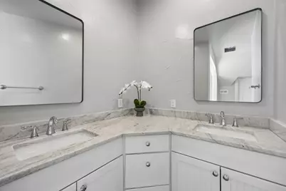 1027 Sarasota Circle, Dallas, TX 75223 - Photo 22