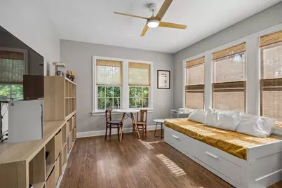 1027 Sarasota Circle, Dallas, TX 75223 - Photo 16