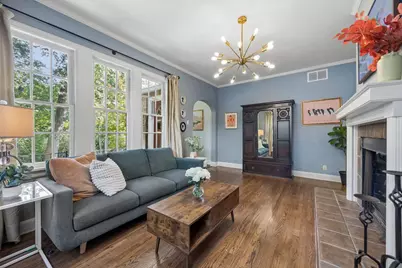 1027 Sarasota Circle, Dallas, TX 75223 - Photo 6
