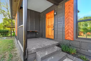 1415 Snyder St, Denton, TX 76209 - Photo 2