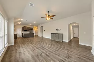 129 Sundance Cir, Waxahachie, TX 75165 - Photo 14