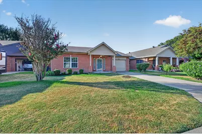 433 Oak Street, Burleson, TX 76028 - Photo 8