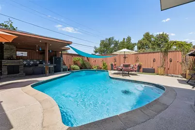 13121 Halwin Circle, Dallas, TX 75243 - Photo 24