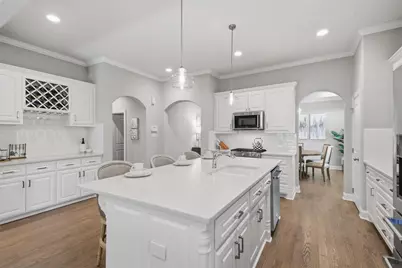3813 Pershing Avenue, Fort Worth, TX 76107 - Photo 2