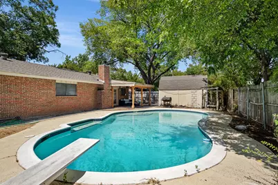 419 Buffalo Drive, Arlington, TX 76013 - Photo 2