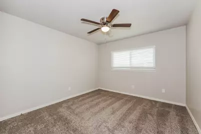 1800 Chittam Drive, Euless, TX 76039 - Photo 10