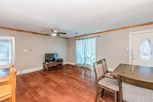 305 Chandler Dr, Garland, TX 75040 - Photo 8