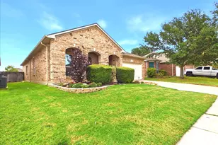 4057 Claymore Ln, Fort Worth, TX 76244 - Photo 2