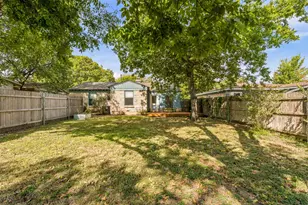 2909 Ryan Pl Dr, Fort Worth, TX 76110 - Photo 34