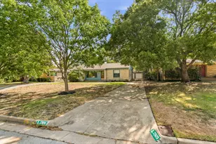 2909 Ryan Pl Dr, Fort Worth, TX 76110 - Photo 36