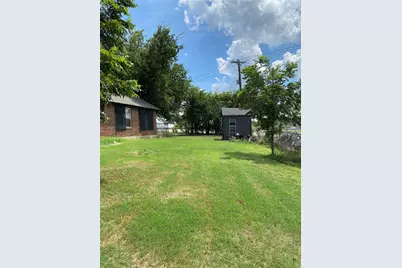 200 Marquette Avenue, Azle, TX 76020 - Photo 2