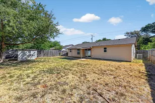 209 Water Ln, Crowley, TX 76036 - Photo 22