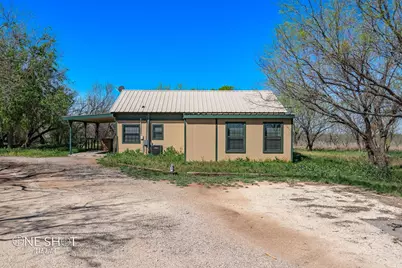 542 McCartney Lane, Tye, TX 79563 - Photo 34