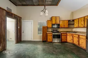 542 McCartney Ln, Tye, TX 79563 - Photo 4