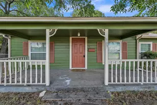 107 Brown St, Mansfield, TX 76063 - Photo 2