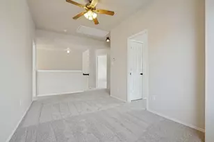307 Mary Pat Dr, Grand Prairie, TX 75052 - Photo 14