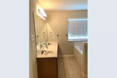 714 Honey Hill Drive, Garland, TX 75040 - Photo 10