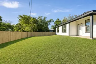 108 N Couch St, Italy, TX 76651 - Photo 1