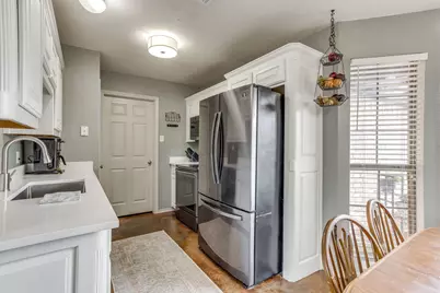 613 E 1st Street, Weatherford, TX 76086 - Photo 8
