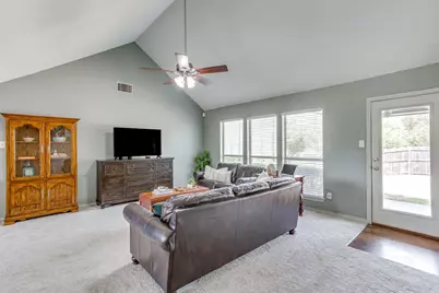 613 E 1st Street, Weatherford, TX 76086 - Photo 18