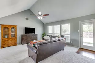 613 E 1st St, Weatherford, TX 76086 - Photo 18
