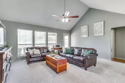 613 E 1st Street, Weatherford, TX 76086 - Photo 14