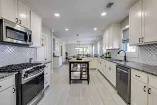 1823 Tremont Ave, Fort Worth, TX 76107 - Photo 18