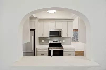 8610 Turtle Creek Boulevard #212, Dallas, TX 75225 - Photo 2