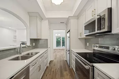 8610 Turtle Creek Boulevard #212, Dallas, TX 75225 - Photo 6