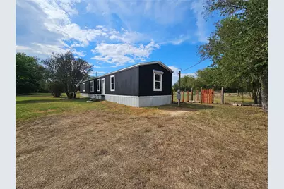 202 W 6th Street, Thornton, TX 76687 - Photo 20