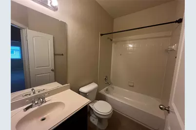 250 Barrington Lane, Lewisville, TX 75067 - Photo 6