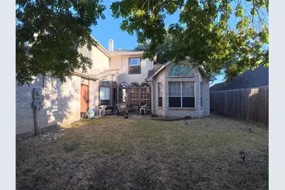 813 Courson Drive, DeSoto, TX 75115 - Photo 2