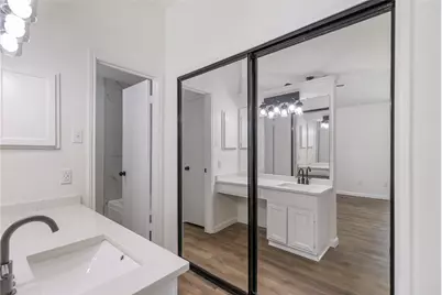 2429 Chestnut Way, Bedford, TX 76022 - Photo 10