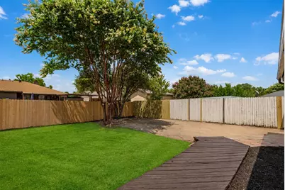 2429 Chestnut Way, Bedford, TX 76022 - Photo 16
