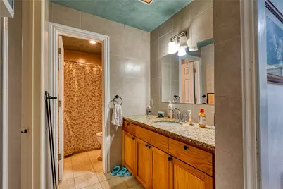 813 Iowa Street, Irving, TX 75060 - Photo 26