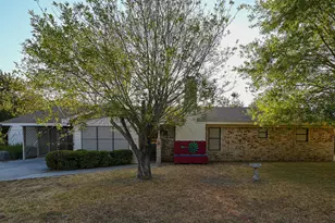 103 Boca Vista Ct, Chico, TX 76431 - Photo 1