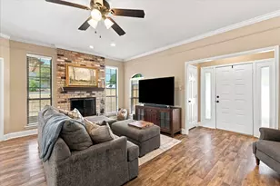 8712 Lake Country Dr, Fort Worth, TX 76179 - Photo 6