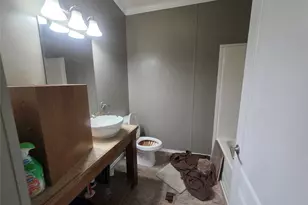 160 Jermyn Rd, No City, TX 76459 - Photo 24