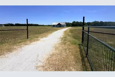 136 Hcr 2221 E, Aquilla, TX 76622 - Photo 20