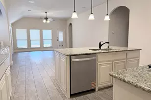 913 Foxglove Dr, Little Elm, TX 75068 - Photo 4