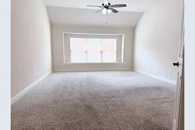 913 Foxglove Drive, Little Elm, TX 75068 - Photo 10