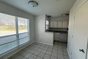 7413 Bogart Dr, North Richland Hills, TX 76180 - Photo 6