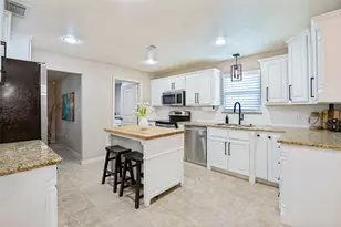 2420 Windsor Pl, Plano, TX 75075 - Photo 10