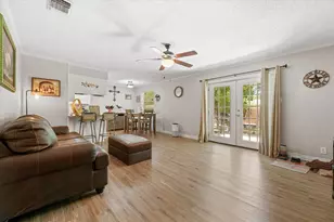 6054 Dunson Dr, Watauga, TX 76148 - Photo 2