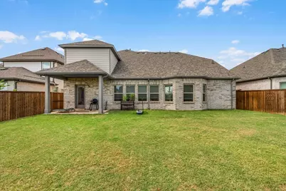 305 Laurel Drive, Justin, TX 76247 - Photo 26