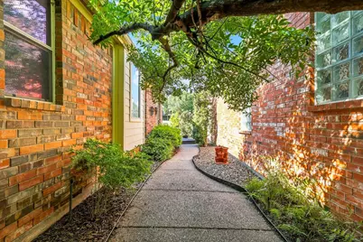 2313 Canyon Creek Drive, McKinney, TX 75072 - Photo 6